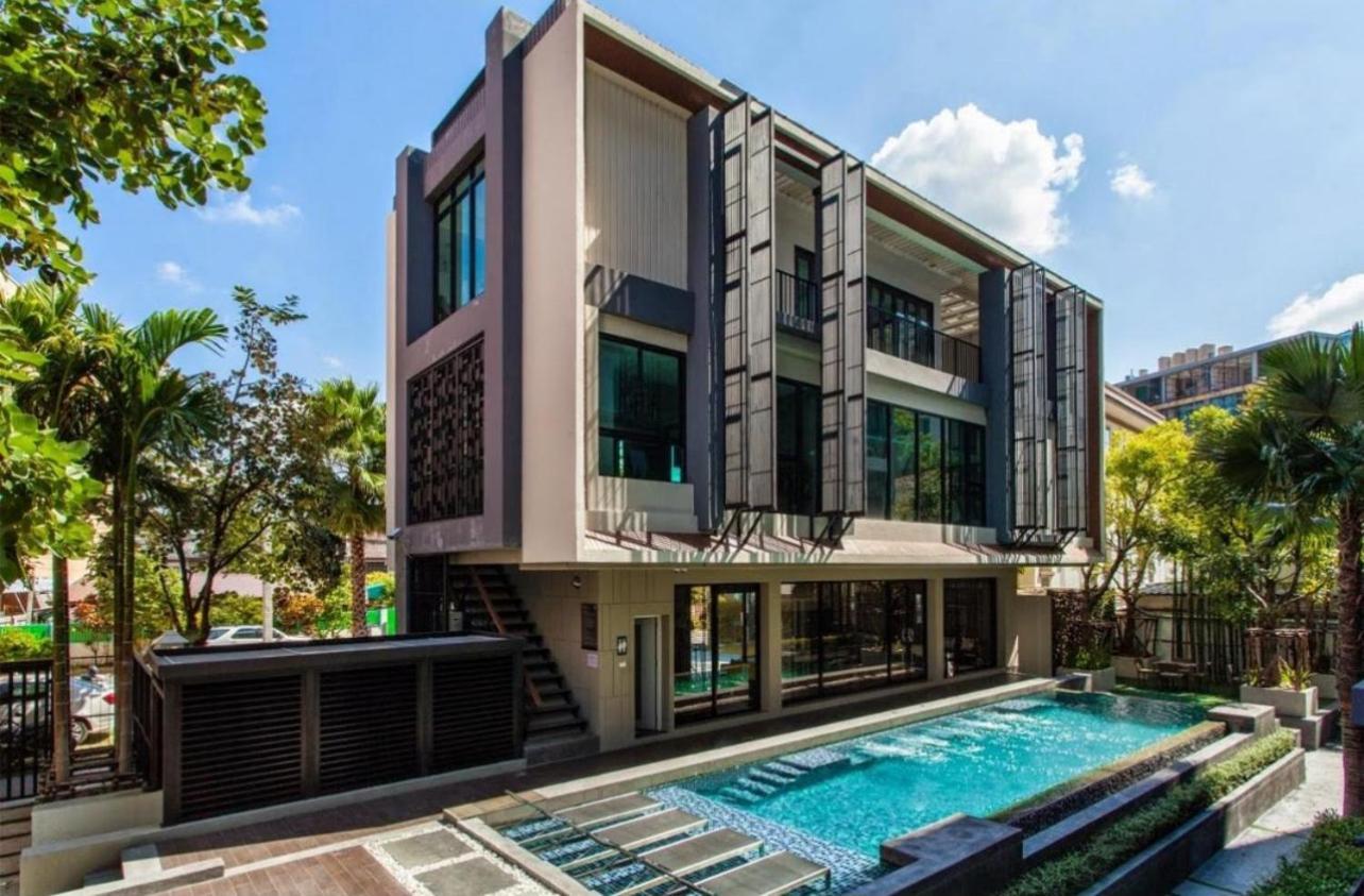 Liv@5 Bangkok